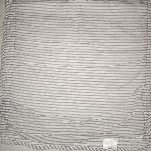 Home Classics Damask Floral Gray White Pillow Shams 20X26 In Wavy Striped Border - Picture 6 of 9